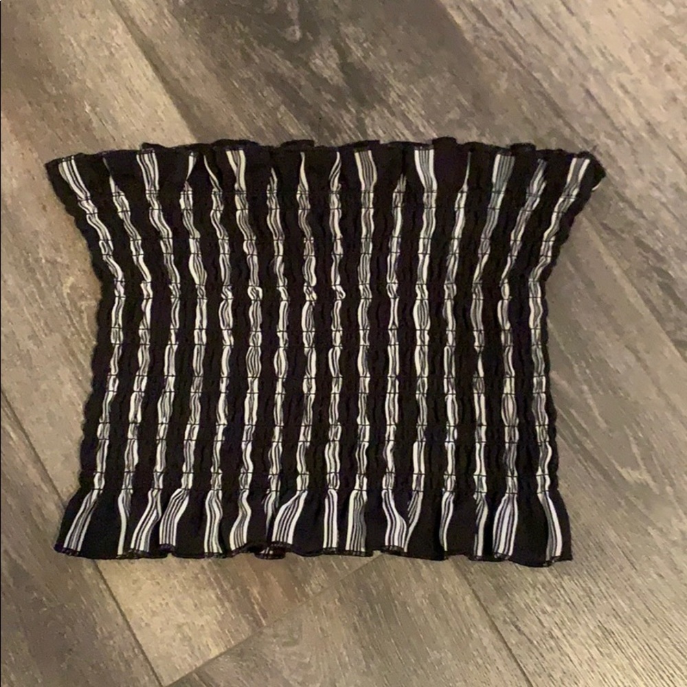 Black and white tube top